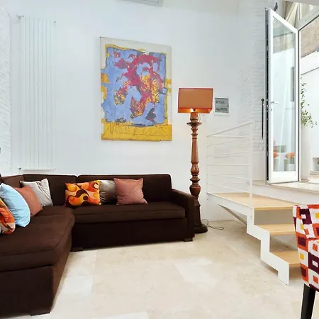 Design Loft Campo Dei Fiori * Rom